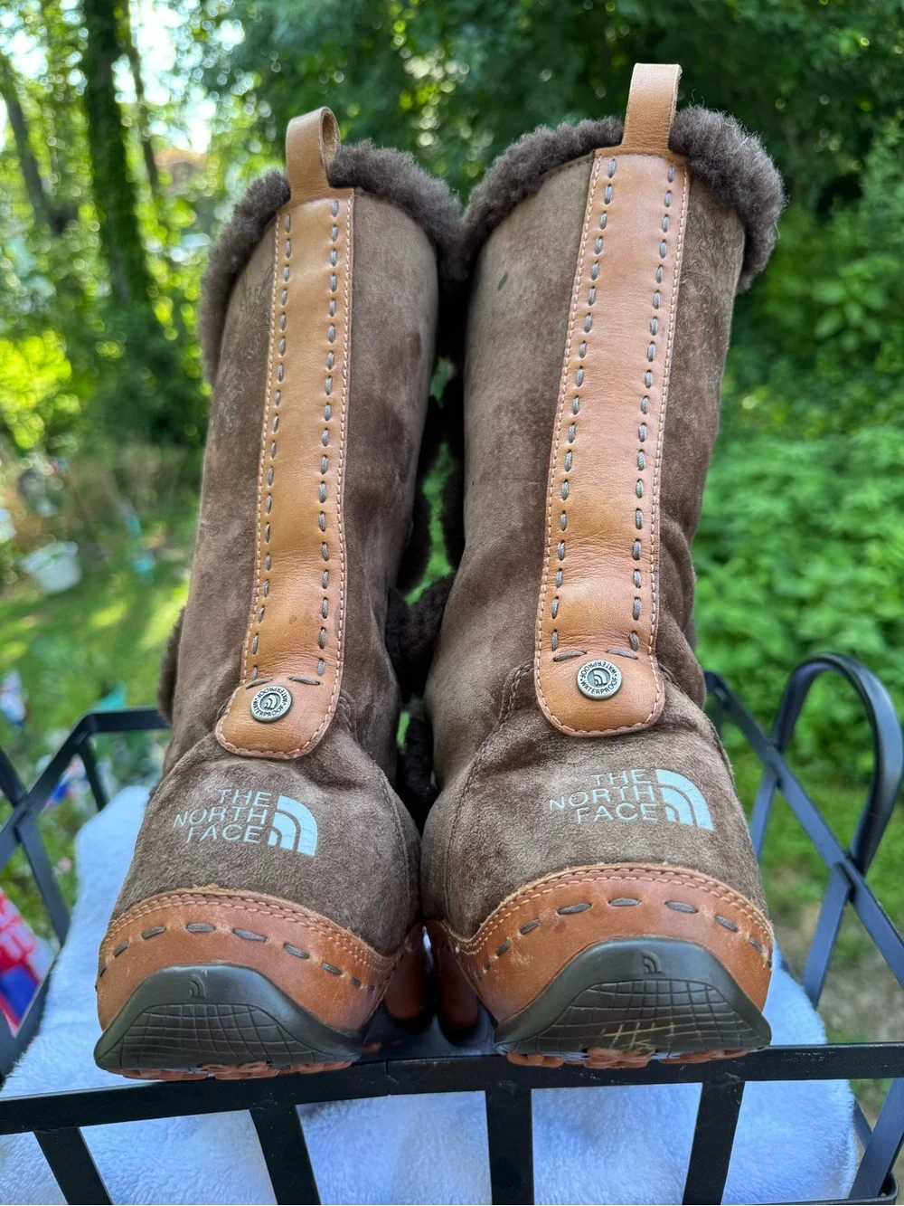 The North Face Abby II Brown Winter Boots Women's US size 9.5 Snowflake Design